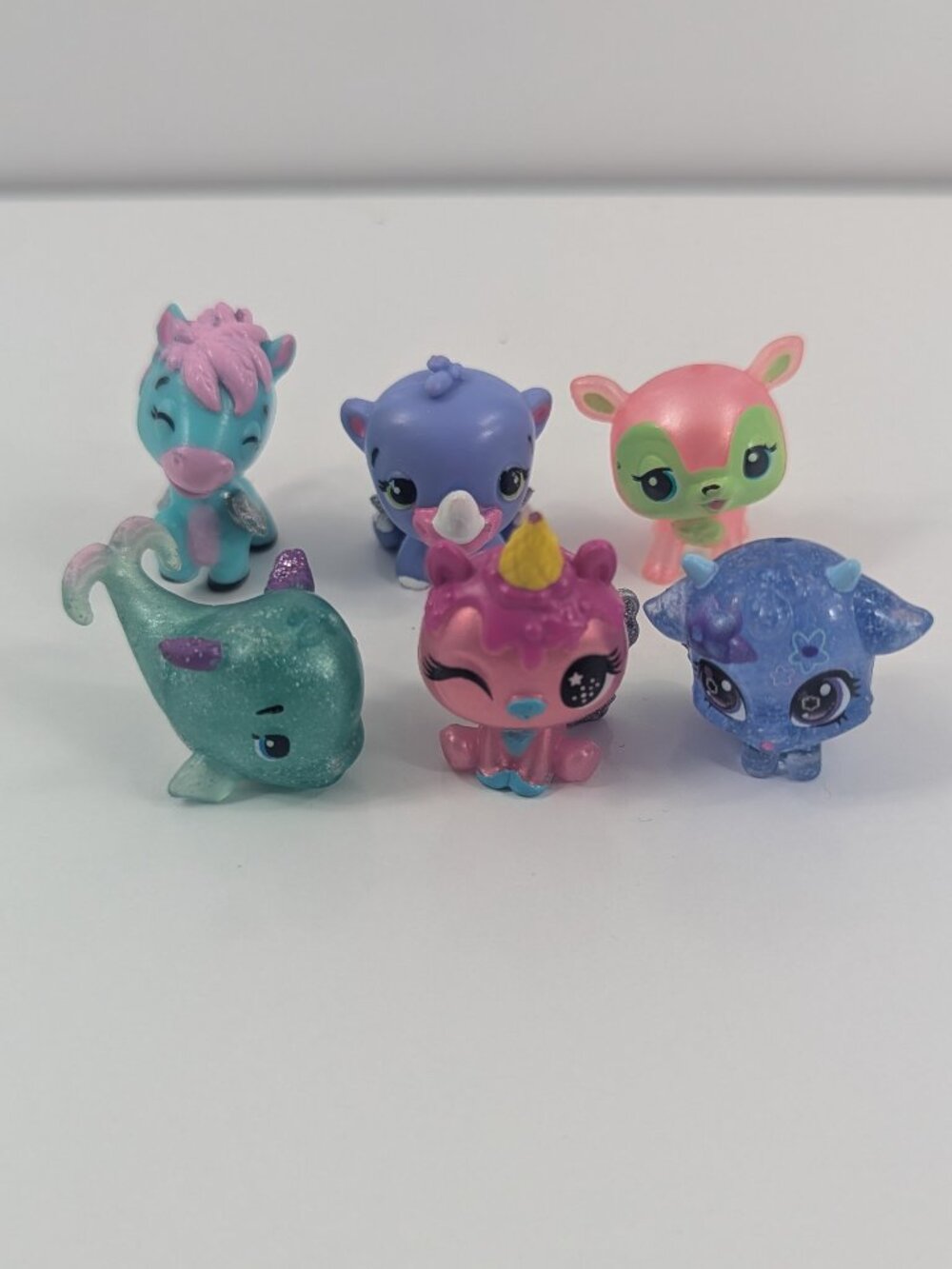 Lot of 6 sought after  CollEGGtibles figure's
